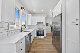 129 Banta Ave, Unit 2 in Garfield, NJ - Building Photo - Building Photo