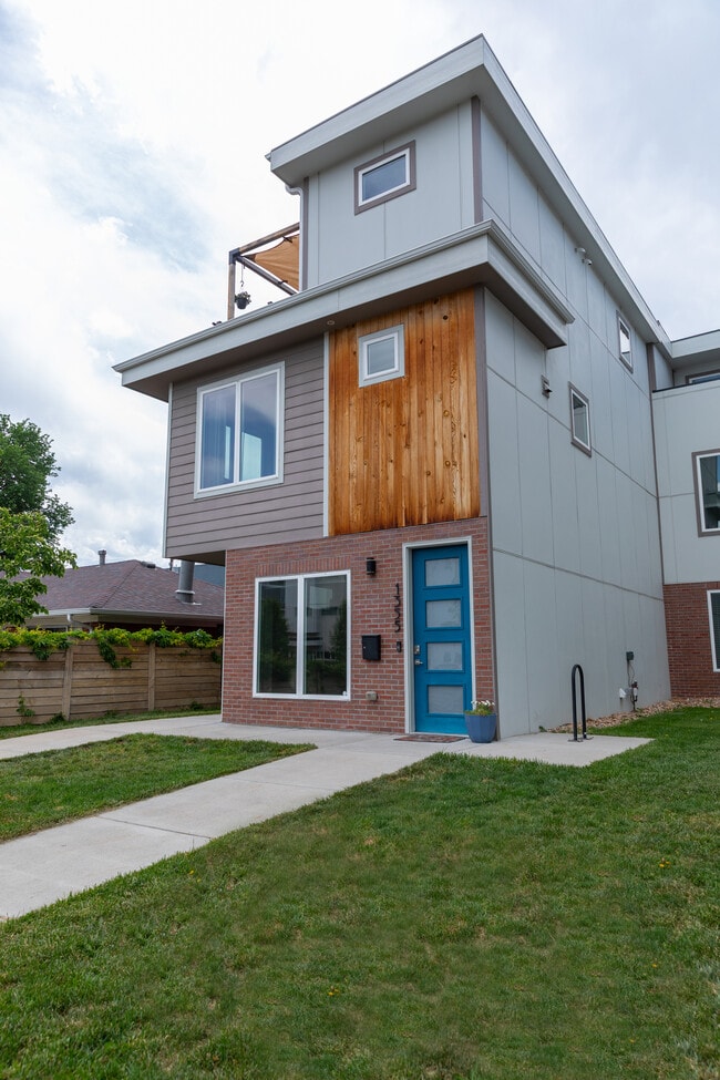 property at 1355 Zenobia St