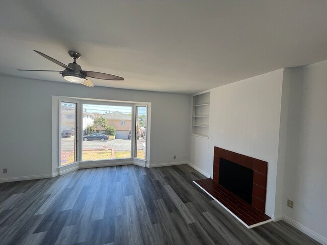 2609 E Wall St in Signal Hill, CA - Building Photo - Building Photo