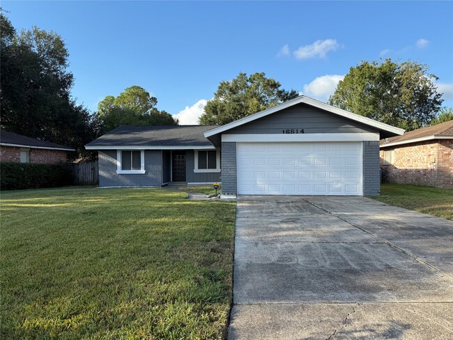 16814 Barcelona Dr