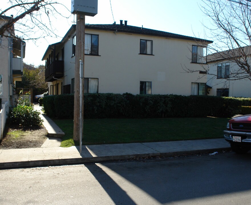 1839 Latham St in Mountain View, CA - Building Photo