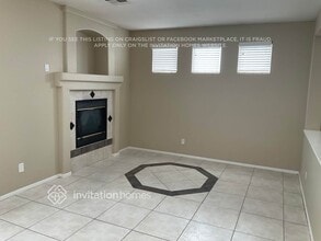 10058 Floragold Ct in Las Vegas, NV - Building Photo - Building Photo
