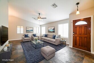 11345 W Loma Blanca Dr in Surprise, AZ - Building Photo - Building Photo