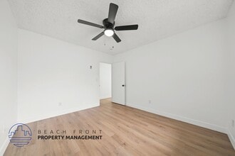 2511 Voorhees Ave. in Redondo Beach, CA - Foto de edificio - Building Photo