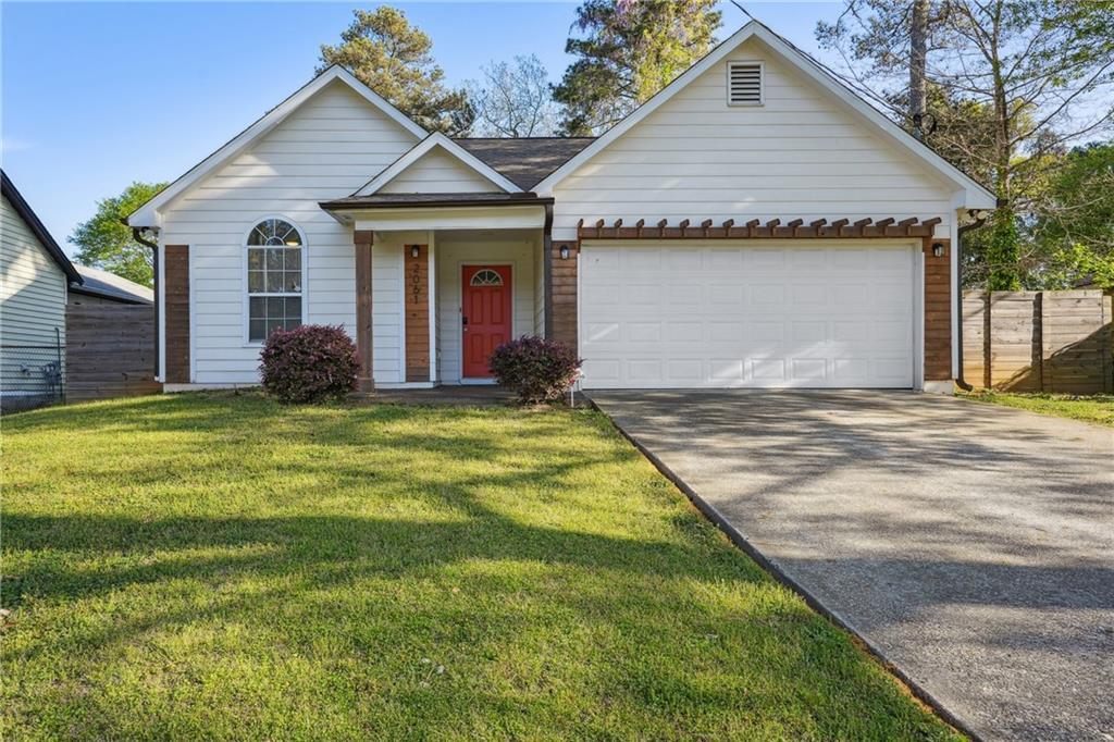 2061 Tiger Flowers Dr NW in Atlanta, GA - Building Photo