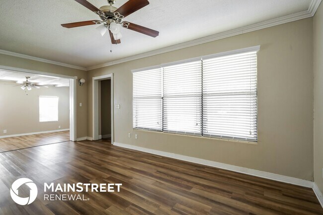 2233 Bourget Dr in Jacksonville, FL - Building Photo - Building Photo