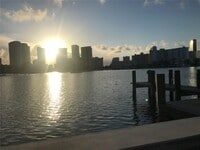 450 Golden Isles Dr, Unit 1G