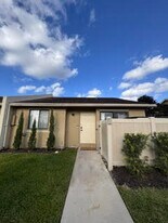 10267 Boca Bend W in Boca Raton, FL - Building Photo