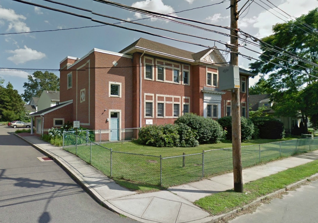 87 Gerrish Ave in East Haven, CT - Foto de edificio