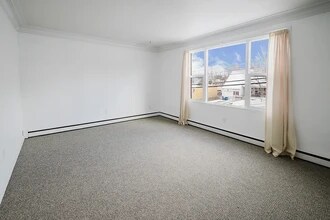 3930 Bailey Ave, Unit #3 in Buffalo, NY - Foto de edificio - Building Photo