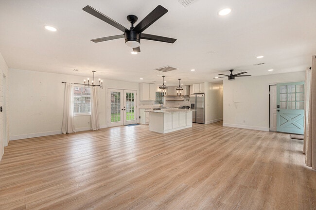 1816 Gippy Ln in Charleston, SC - Foto de edificio - Building Photo