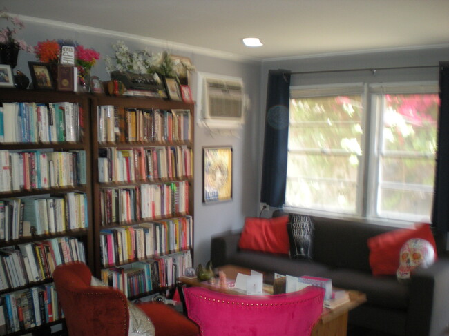 property at 10657 Woodbridge St