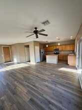 9450 W Quail Ave in Peoria, AZ - Building Photo - Building Photo