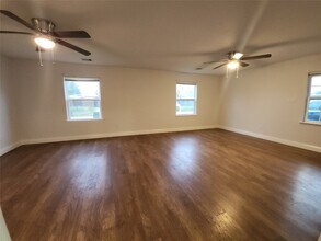 5231 Balkin St in Houston, TX - Building Photo - Building Photo