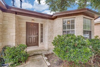1723 Rosenborough Ln S in Round Rock, TX - Building Photo - Building Photo