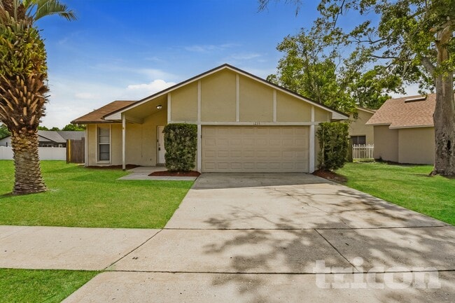 1239 La Mesa Ave