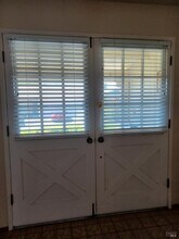 214 Cottonwood Cir in Healdsburg, CA - Building Photo - Building Photo