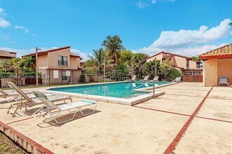 740 NW 105th Pl in Miami, FL - Building Photo - Building Photo