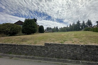 1503 Mukilteo Ln in Mukilteo, WA - Building Photo - Building Photo