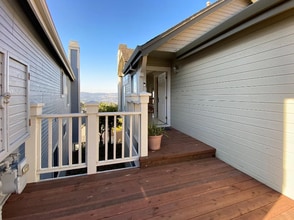 108 Mountain Rd in South San Francisco, CA - Building Photo - Building Photo