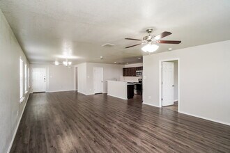6535 Davenport Bay in Converse, TX - Building Photo - Building Photo