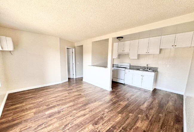 property at 6729 Woodley Ave