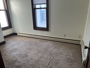 2432 Stevens Ave, Unit 3 in Minneapolis, MN - Foto de edificio - Building Photo