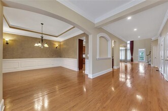 310 Wembley Cir in Atlanta, GA - Foto de edificio - Building Photo