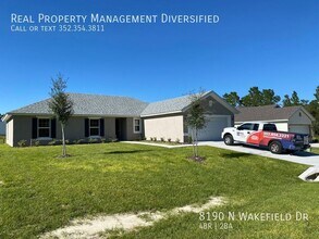 8190 N Wakefield Dr in Citrus Springs, FL - Building Photo - Building Photo