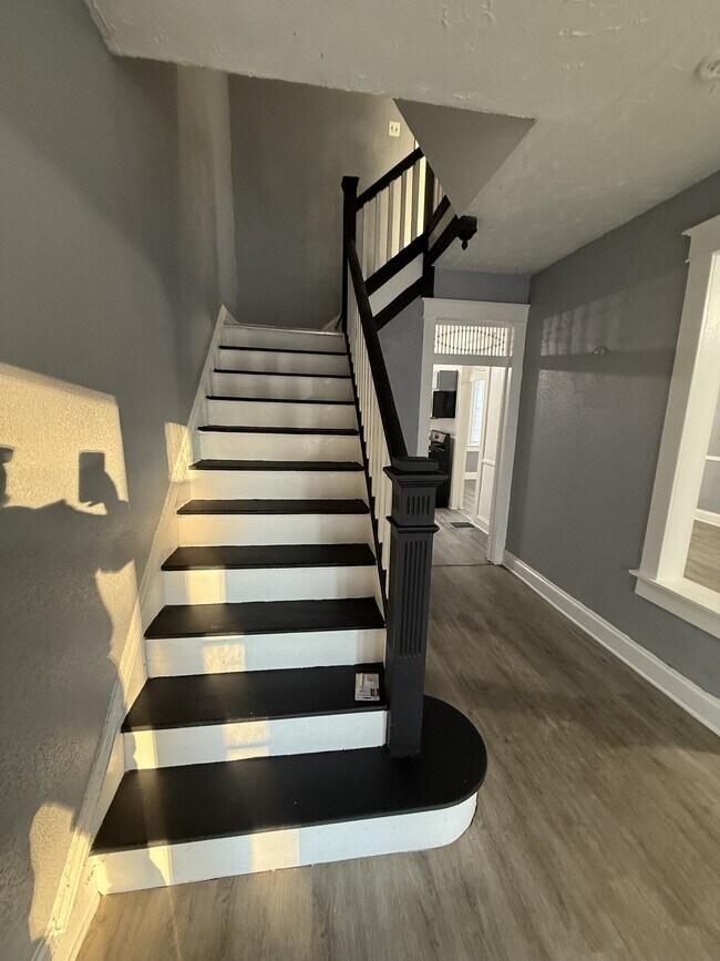 501 Lyndhurst St in Baltimore, MD - Building Photo - Building Photo