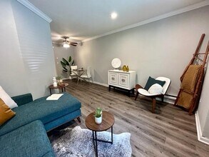 255 E Main St-Unit -22 in East Islip, NY - Building Photo - Building Photo