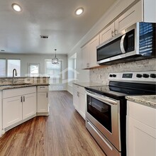 1745 Cresthill Dr in Rockwall, TX - Building Photo - Building Photo