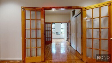 96 Third Avenue in New York, NY - Building Photo - Building Photo
