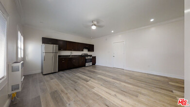5522 Sierra Vista Ave in Los Angeles, CA - Building Photo - Building Photo