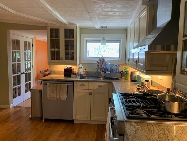 property at 10 Salem Street Ave