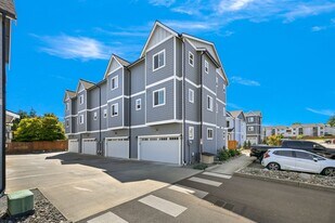 5690 Sunstone Pl in Ferndale, WA - Building Photo
