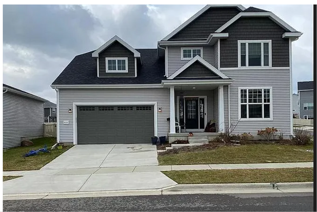 property at 610 Jagged Pine Dr