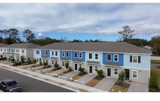 property at 7235 Sabal Ter