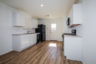 11052 N Lake Mist Ln in Willis, TX - Building Photo - Building Photo