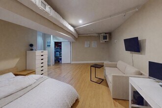 72 Kent St in Brookline, MA - Building Photo - Building Photo