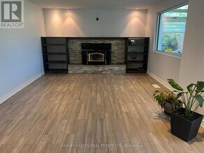 80 Maple Grove Ave in Richmond Hill, ON - Building Photo - Building Photo