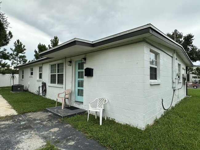 property at 4719 S 88th St