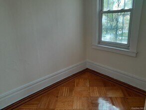 159-32 Normal Rd in Queens, NY - Building Photo - Building Photo