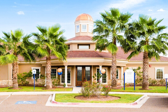 Jackson Place Apartment Homes in Pharr, TX - Building Photo - Building Photo