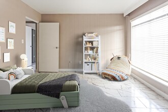 Town Park Apartments in Houston, TX - Building Photo - Building Photo