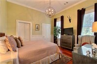 34-40 E Broad St. Shanghai Gardens in Savannah, GA - Building Photo - Interior Photo