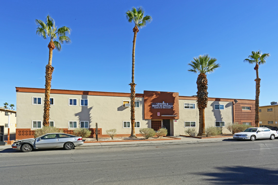 Van Patten San Franciscan Apartments in Las Vegas, NV - Building Photo