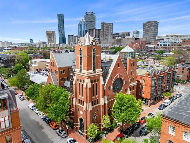 property at 2 Clarendon St