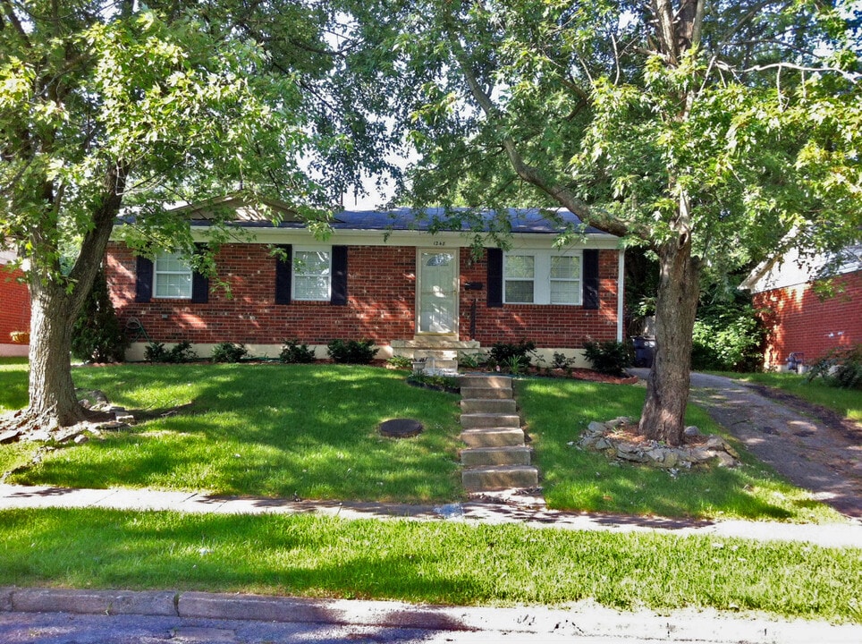 1248 Hot Springs Ct in Lexington, KY - Building Photo