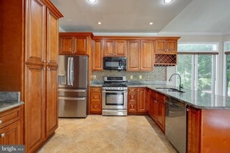 21102 Raintree Ct in Ashburn, VA - Building Photo - Building Photo
